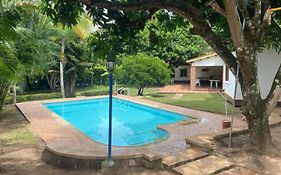 CASA QUINTA CON PISCINA PRIVADA en Melgar Tolima